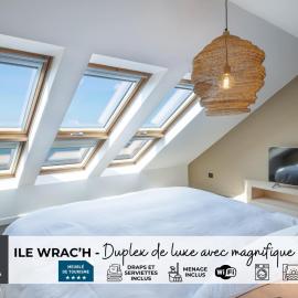 ILE WRACH - Duplex de luxe avec magnifique vue mer, hotel in Landéda