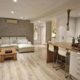 Viesnīca Villa familiale spacieuse avec piscine et climatisation à 10 minutes des plages pilsētā Late