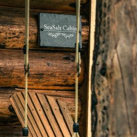 SeaSalt Cabin, hotel em Great Cowden