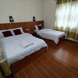 Moonlight Guest House And Restaurant, hotel in Sauraha