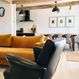 Charming House in Langrolay-sur-Rance, ξενοδοχείο σε Langrolay