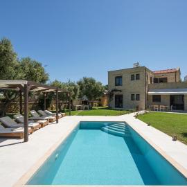 Analisa Stone Villa - Pool, ΒΒQ, Sunset & Sea View, hotel u gradu Kondomárion