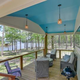 Deck & Dock Access! Sunlit Lake Livingston Escape