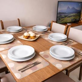 Apartamento Espaçoso e Completo com 3 Quartos - 2 Banheiros - Até 6 Pessoas - Check-in Automático 24h - Garagem Coberta, hotel in Vitória da Conquista