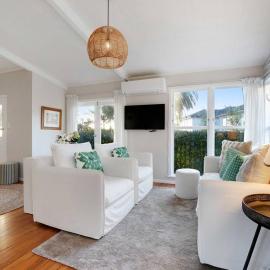 Forrest Hill Oasis with Pool, Spa and BBQ