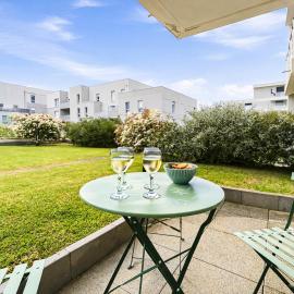 T2 moderne avec terrasse, central et calme