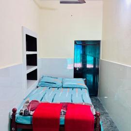 Peaceful 1BHK Tiny Mist Home Stay Near Kerala Varma College, hotel in Trichūr