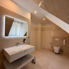 Spacious Duplex for 6 people, Parc Astérix, CDG, hotel a Marly-la-Ville