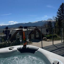 Kras Resort - Apartament 102G z jacuzzi , sauną i widokiem na góry