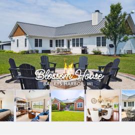 Blossom House Private 5-Acre Door County Retreat, Hotel in Baileys Harbor