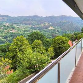 Vivenda Casal Afonso Gerês, hotel in Rio Caldo