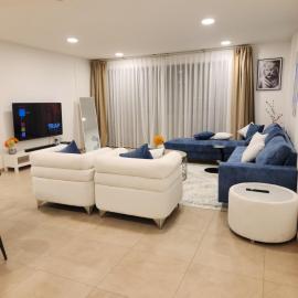 Premium 2 Bedroom Apartment Near Airport