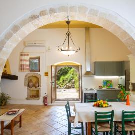 Eligia home