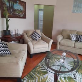 Eileens Place, hotel in Port-of-Spain