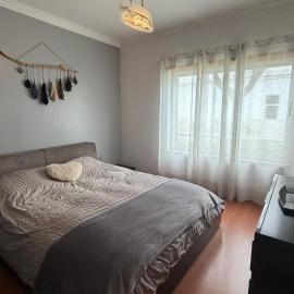 Cozy Retreat Near Beach & City