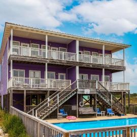 Corner Gulf beachfront condo with pool hot tub sauna & private balcony