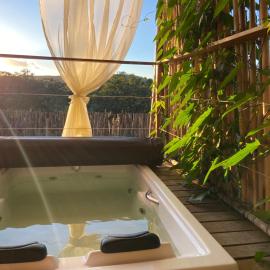 Chalé Makar - Hidromassagem aquecida e vista para as montanhas, hotel in Serra do Cipo