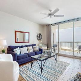 Attractive and Convenient Home wGulf Views Shared Hot Tub & Pool Free WiFi, hotel in Fort Morgan