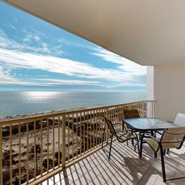 Gulf-front 10th-floor condo with beach views sauna gym volleyball pools AC