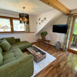 Fantastic apartment with unique panoramic views in Kuchl, hotel v destinácii Größing