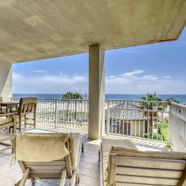 Gulf Front Condo with Shared Pools Hot Tub Tennis & Fitness Room、オレンジビーチのホテル