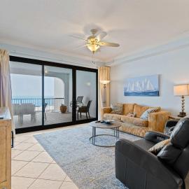 Gulf-front condo with inviting balcony amazing views pool & hot tub, hótel í Orange Beach