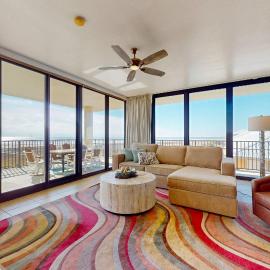 Beachfront condo with indoor & outdoor pools hot tub fitness center tennis, hotel in Dauphin Island