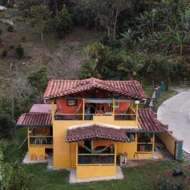 El Mirador de la Villa Encantada, hotel i Jardín