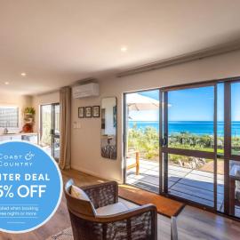 Waiheke Beachfront Apartment - Coast and Country