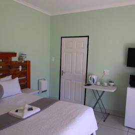 Bernliz Guest House, hotel en Bokong