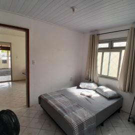 Casa completa com garagem e ótimo custo benefício, Hotel in Itajaí