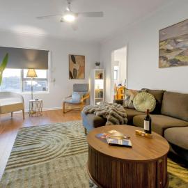 Beachside Largs Bay Pet Friendly 3 Bed Haven