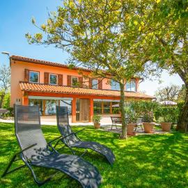 3 Bedroom Amazing Home In Stanjel, hotell sihtkohas Štanjel