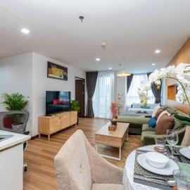 Fortune 808 2BR 100 sq m BTS Chit Lom โรงแรมในMakkasan