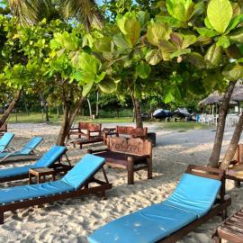 Wanderlust at Golden Sun, khách sạn ở Diani Beach