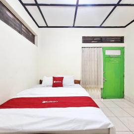 RedDoorz Syariah at Wisma Madukismo UMY, hotel din Jarakan