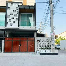 Tiwa Thungsao Hatyai