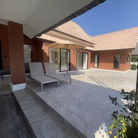 Modern Sanctuary Soi 112 Newly Renovated, Near Beach and Golf