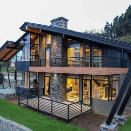 Private Luxury Villa in European Village, hotel i Mukteshwar