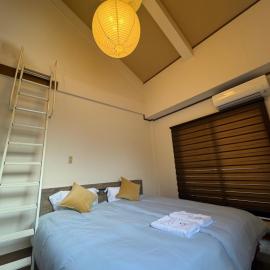 5 minutes walk from Eisuke Shinkimari Station, Osaka's best Showa-style neighborhood