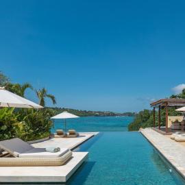 Private Oceanfront Villa Kingfisher - 20m Infinity Pool, hotel in Nusa Lembongan
