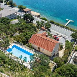 Villa Matej by Villas Guide, hotel in Zaton