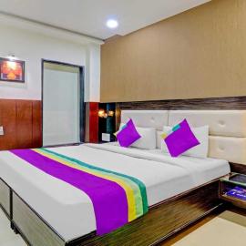 Hotel Grand Retreat - Vrindavan Central