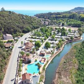 ZEcamping 4 étoiles 1km plage espace aquatique mobil-home TV 29m2