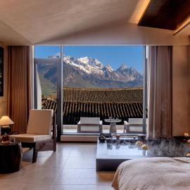 Lingbai Magnolia Trail – Boutique Guesthouse with Private Onsen & Snow Mountain Views in Baisha