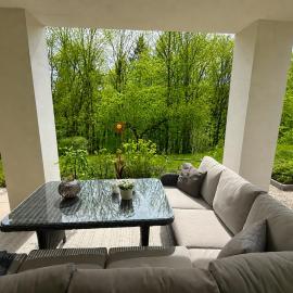 Ferienwohnung Waldblick mit großer Terrasse in Pottenstein, hotel a Pottenstein