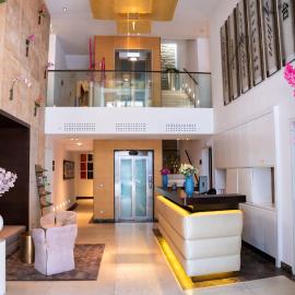 Luxury Boutique Hotel Iris Porsche, hotel in Mondsee