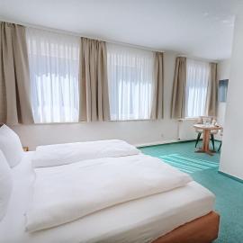 REGIOHOTEL Bunte Stadt Wernigerode, хотел в Вернигерод