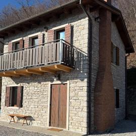 Casa Vacanze Val del Eva, hotel em Arfanta