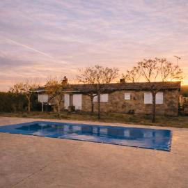 Les Eres de Palouet- Casa de campo con piscina privada, hotelli kohteessa Palouet